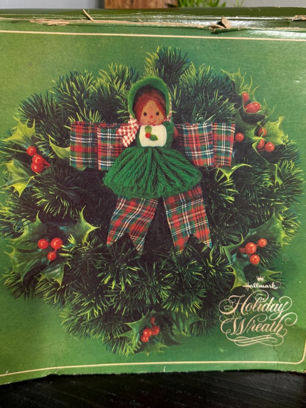 Vintage Hallmark Christmas Decor Yarn Doll Holiday Wreath 10" Original Box 